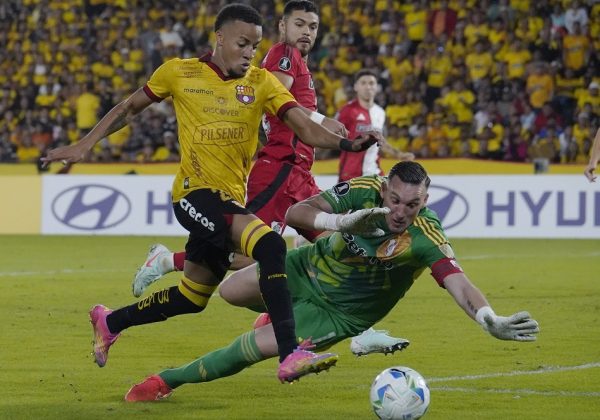 Barcelona SC sufrió una derrota ante River Plate la noche del jueves 8 de mayo en el Estadio Monumental Banco Pichincha.