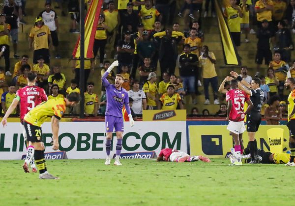 Barcelona enfrenta plazo límite para pagar deuda con Javiar Burrai y evitar sanción de puntos en LigaPro
