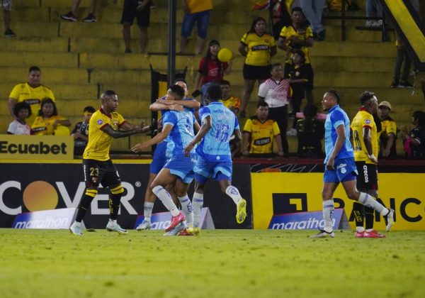 Barcelona es sorprendido por Macará en el Monumental y se aleja del líder Independiente del Valle