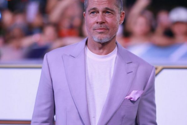 Brad Pitt revela su lucha contra el alcoholismo y su experiencia en Alcohólicos Anónimos