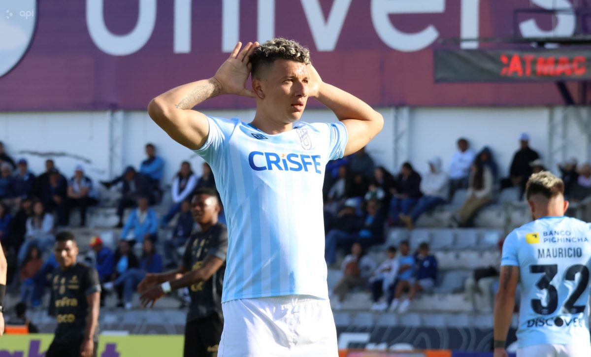 Byron 'El Tigre' Palacios lidera remontada de U. Católica ante Macará