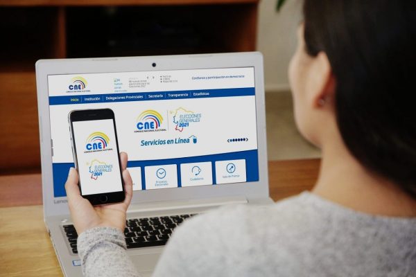 CNE de Ecuador suspende temporalmente sus servicios para actualizar el Registro Electoral