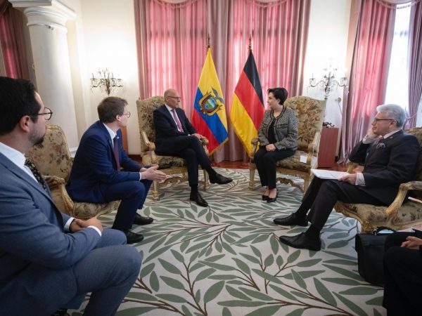 Cancillería ecuatoriana avanza en integración y alianzas estratégicas