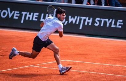 Carlos Alcaraz inicia firme ante Zeppieri su defensa del título en Roland Garros