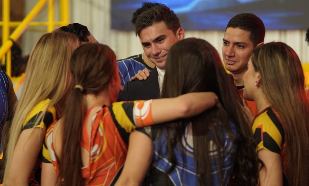 Carlos Scavone abandona “Combate” y RTS ya busca nuevo rostro para el reality