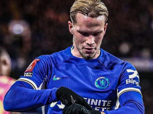 Chelsea Mudryk acusado por la FA por violación de normas antidopaje