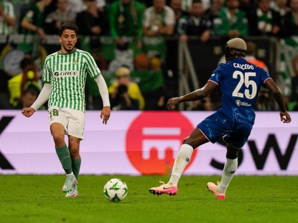 Chelsea, con gol de Moisés Caicedo, gana la Conference League 2025 ante Real Betis