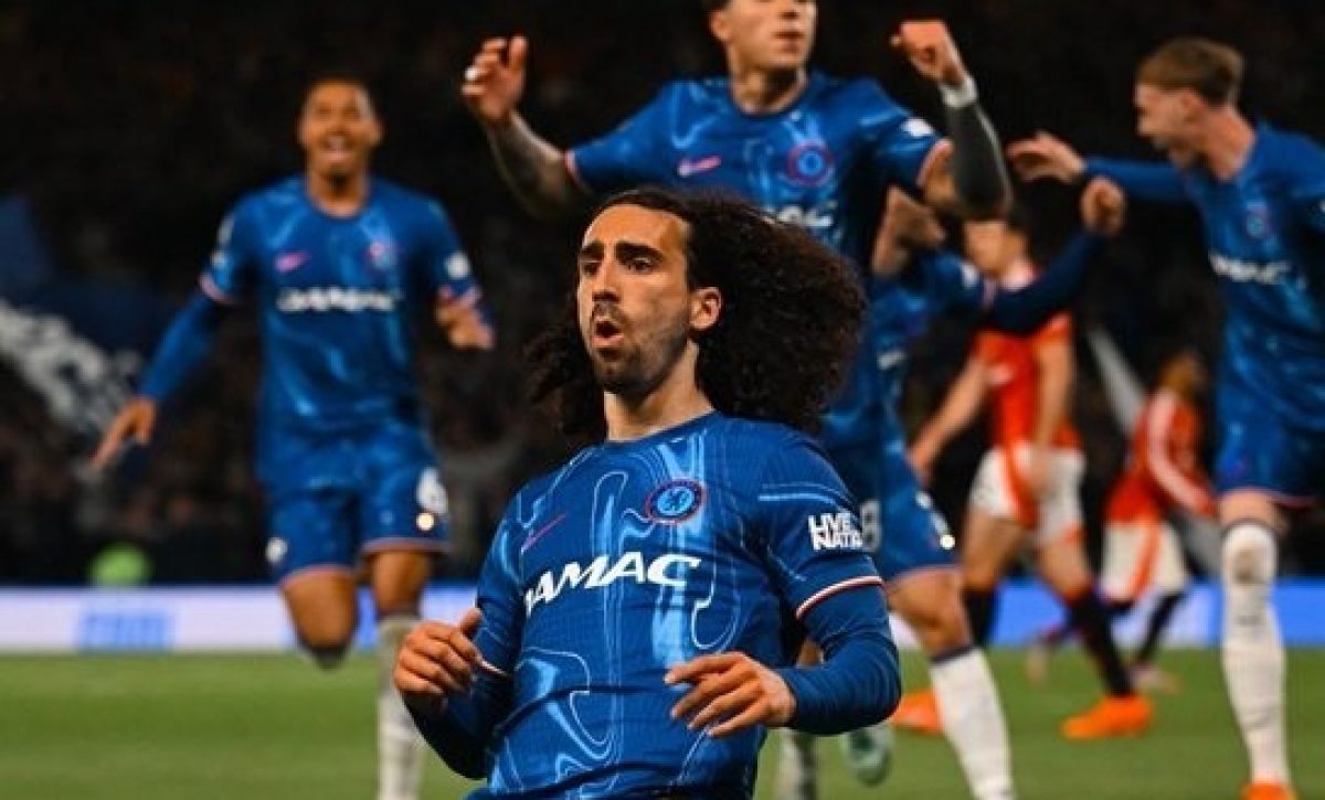 Chelsea y Caicedo vencen al United con gol de Cucurella y afianza su plaza en Champions