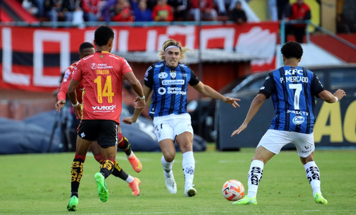 Claudio Spinelli lidera la victoria de Independiente ante Deportivo Cuenca
