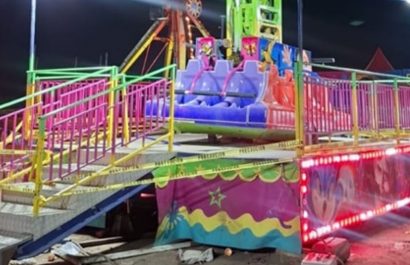 Colapsa juego mecánico “el martillo” durante una feria dejando 2 muertos y 15 heridos en el estado de Nuevo León, México. (Protección Civil y Bomberos El Carmen).