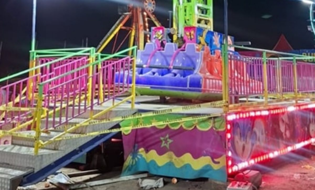 Colapsa juego mecánico “el martillo” durante una feria dejando 2 muertos y 15 heridos en el estado de Nuevo León, México. (Protección Civil y Bomberos El Carmen).