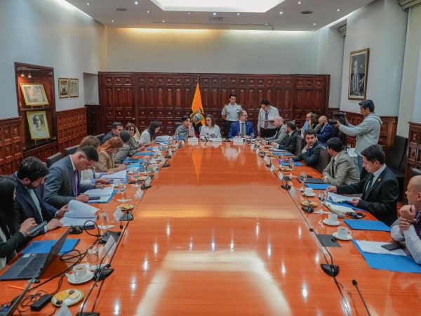 Comisión alerta que Ley de Integridad Pública podría vulnerar derechos de niños y adolescentes