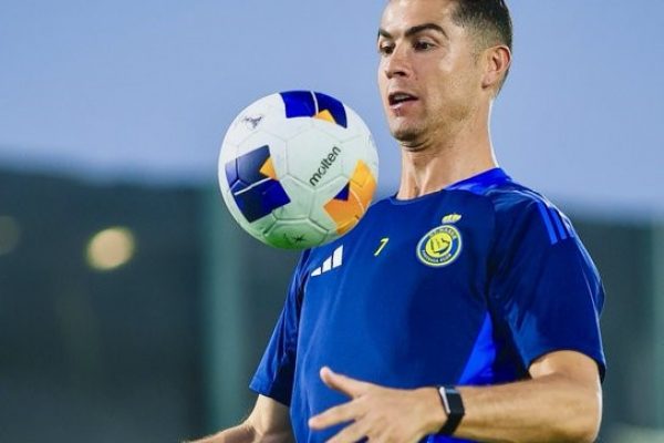 Cristiano Ronaldo habría llegado a un acuerdo para continuar en Al- Nassr