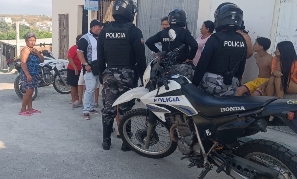 Cuatro hombres fueron baleados en un barrio de Manta, provincia de Manabí, cuando celebraban el Día del Padre. (El Diario).