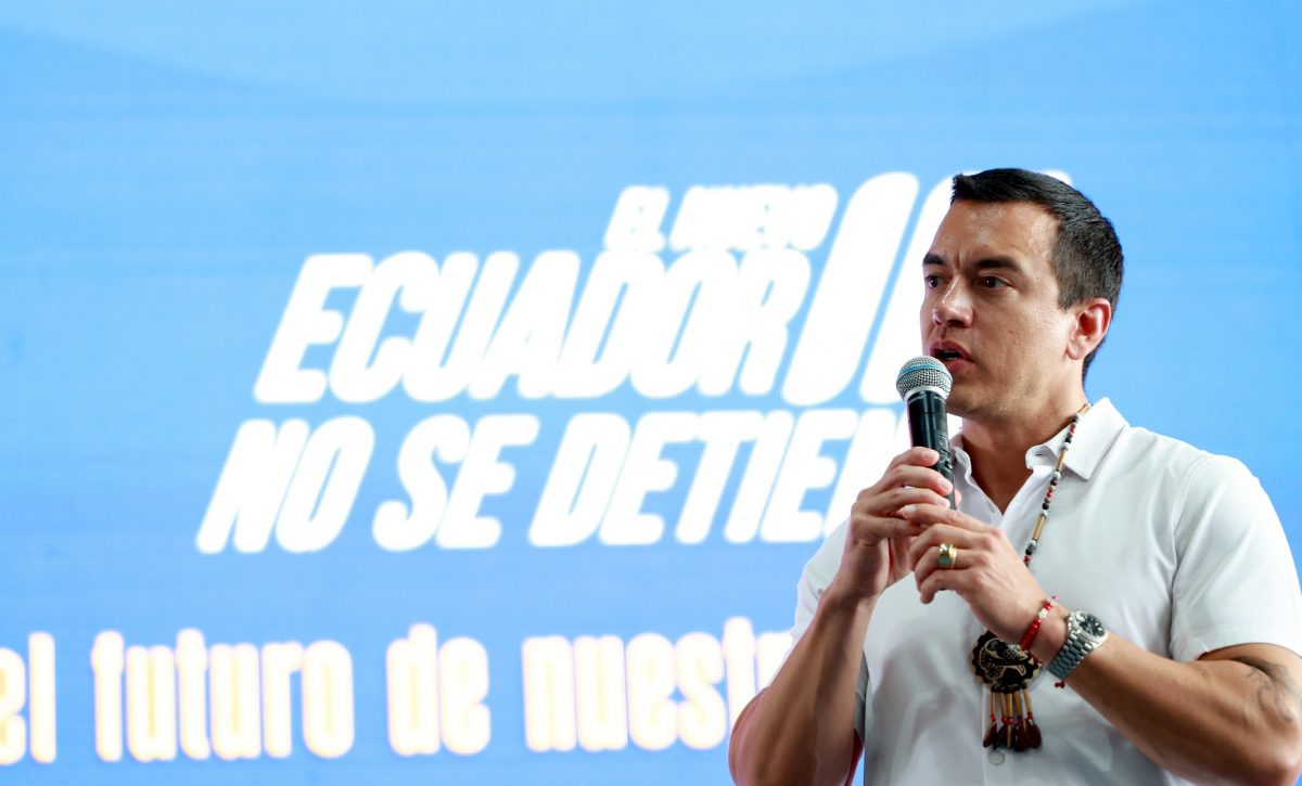 Daniel Noboa, presidente de Ecuador, defiende la repatriación de presos colombianos