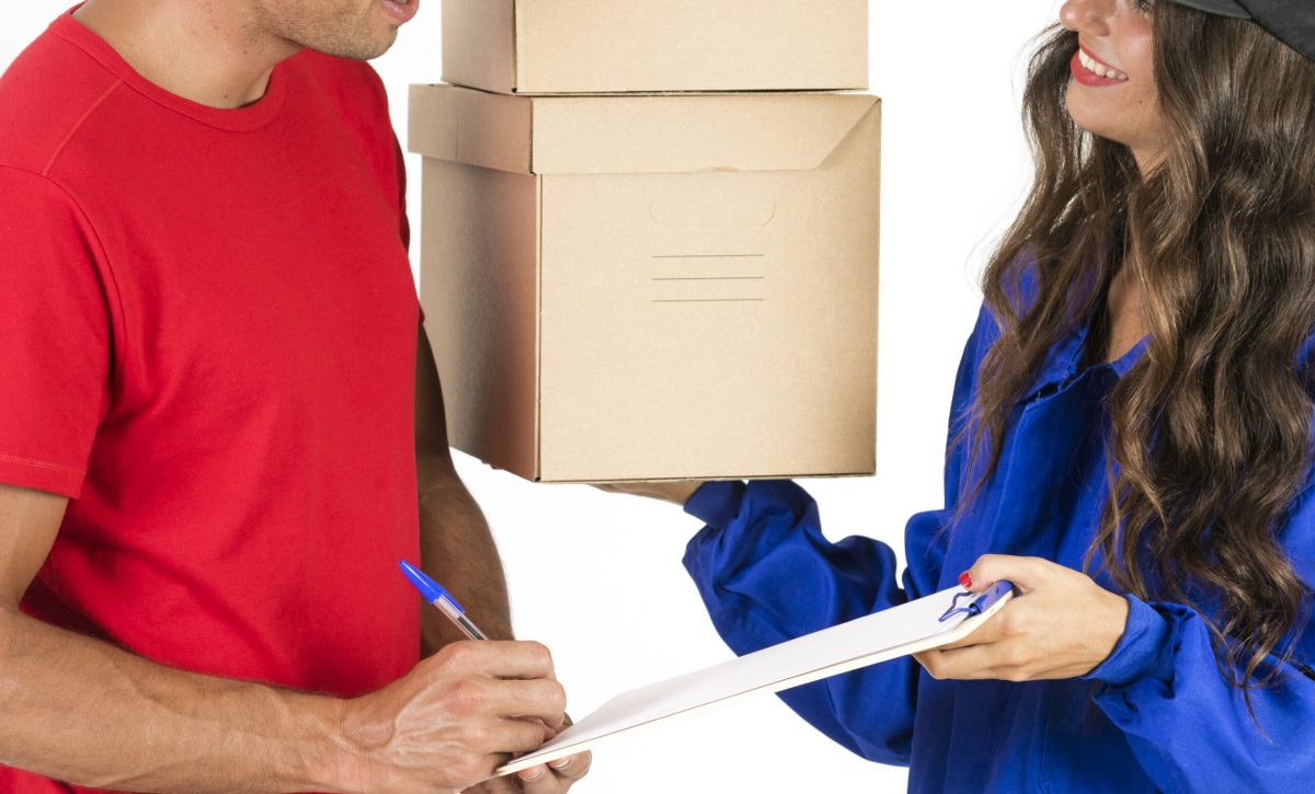 Desde el 16 de junio, Ecuador aplicará un arancel fijo de 20 dólares por paquete Courier 4x4 para fortalecer la producción nacional