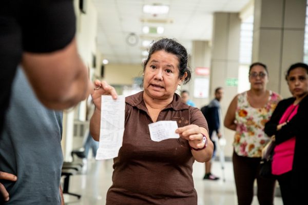Despidos en el IESS de Santo Domingo 13 funcionarios desvinculados en medio de reestructuración