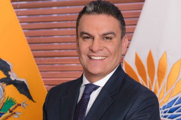 Detienen en Florida, Estados Unidos, al exministro José Serrano ¿Por qué está en custodia ICE