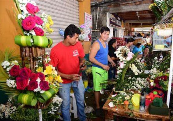 Día de la Madre impulsa 1,2 millones de empleos temporales en Ecuador