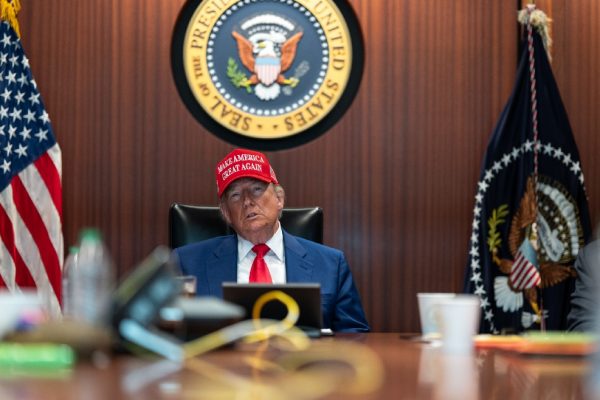 Donald Trump anunció este lunes 23 de junio un acuerdo de alto el fuego entre Israel e Irán. Esto tras doce días de enfrentamientos