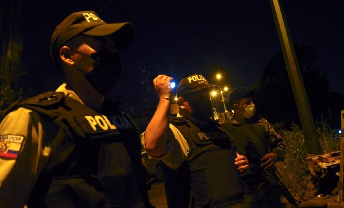 Dos-de-los-presos-que-fugaron-de-la-Penitenciarcia-del-Litoral-fueron-recapturados-en-Manabi.-Foto-Referencial