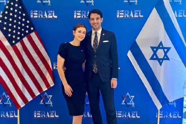 Dos empleados de la embajada de Israel, en Washington, Yaron Lischinsky y Sarah Lynn Milgrim, resultaron asesinados a tiros.