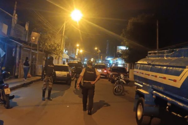 Dueño de una licorería fue asesinado la noche del Día del Padre en Montecristi, Manabí. La Policía investiga el hecho. (El Diario).