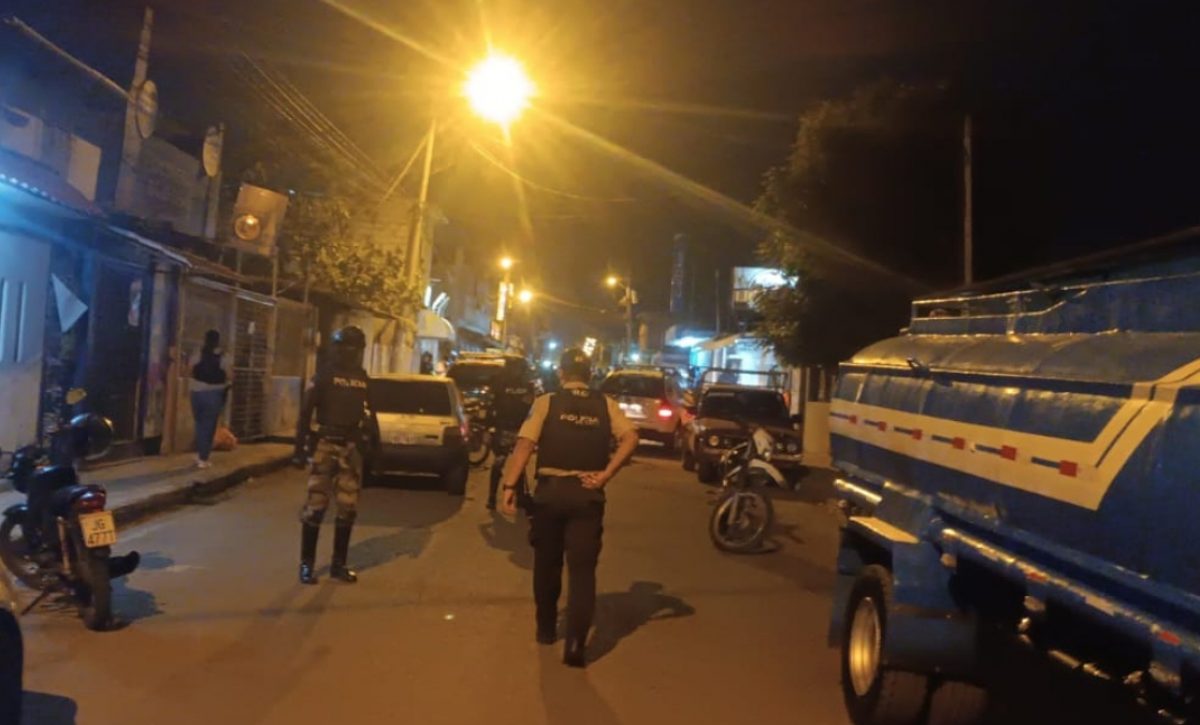 Dueño de una licorería fue asesinado la noche del Día del Padre en Montecristi, Manabí. La Policía investiga el hecho. (El Diario).