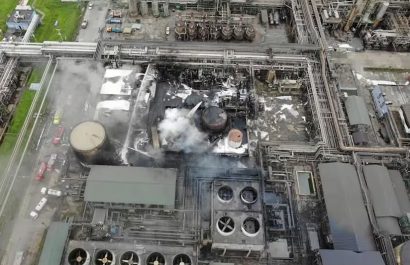 EP Petroecuador declaró en emergencia, por 60 días, la operación de la Refinería Esmeraldas tras un incendio registrado el 26 de mayo.