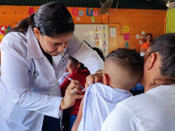 El Municipio de Portoviejo declaró la alerta amarilla en la ciudad tras confirmarse 36 casos de tosferina.