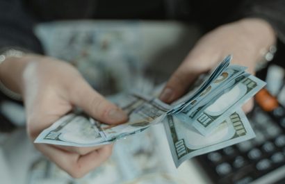 El SRI recupera 9.3 millones de dólares para el Estado con la revocatoria de dos sentencias determinadas como legítimas. (Pexels).