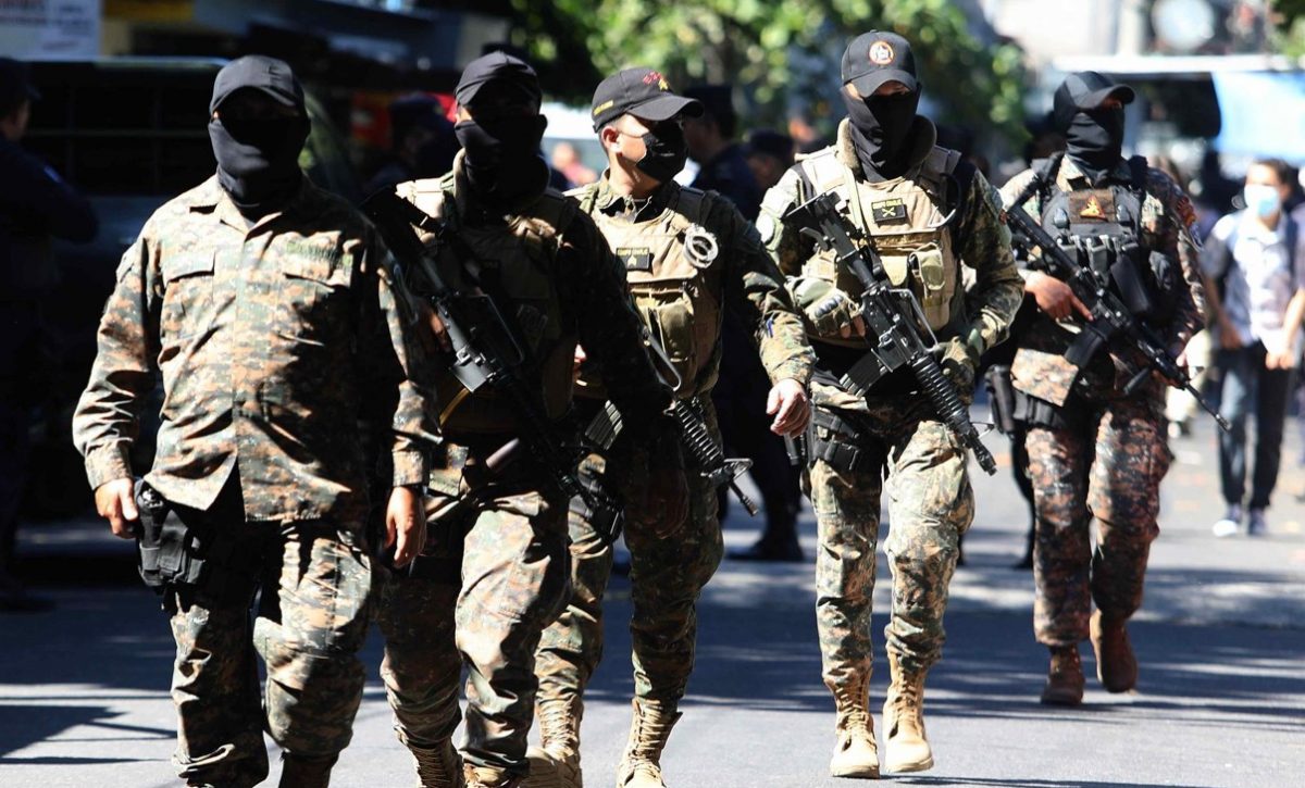 El-Salvador-soldados