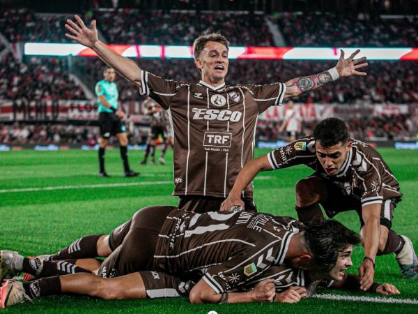 El arquero nacionalizado ecuatoriano Hernán Galíndez y su equipo, Huracán, cayeron 1-0 frente a Platense en la final del campeonato apertura argentino.