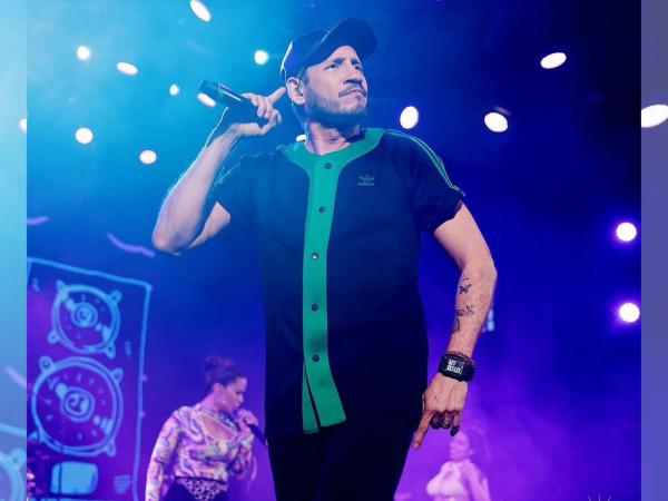 El cantante AU-D es víctima de la delincuencia tras brindar un concierto en Sangolquí