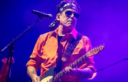 El cantante argentino Andrés Calamaro protagonizó un episodio controvertido durante su concierto en la Plaza de Toros de Cali.