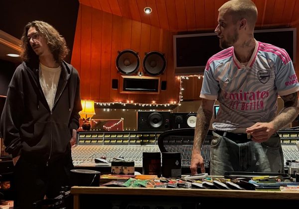 El cantante canadiense Justin Bieber en su estudio de grabación.