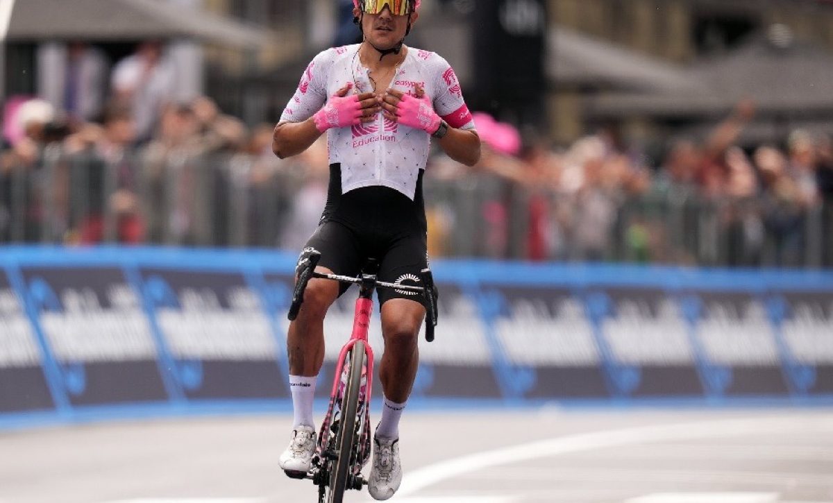 El ciclista ecuatoriano Richard Carapaz se impuso en la etapa 11 del Giro de Italia 2025, disputada este miércoles en una jornada de media montaña.
