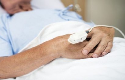 El-hospital-no-debe-ser-considerado-hogar-de-paso-para-el-adulto-mayor-800x450-1