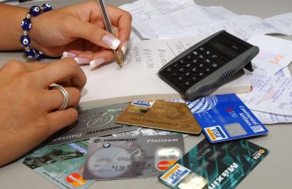 El incumpliento de una deuda bancaria afecta negativamente al historial crediticio.