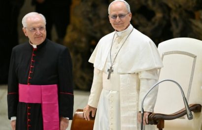 El papa León XIV ofreció su mediación para acercar a los líderes de países en conflicto,