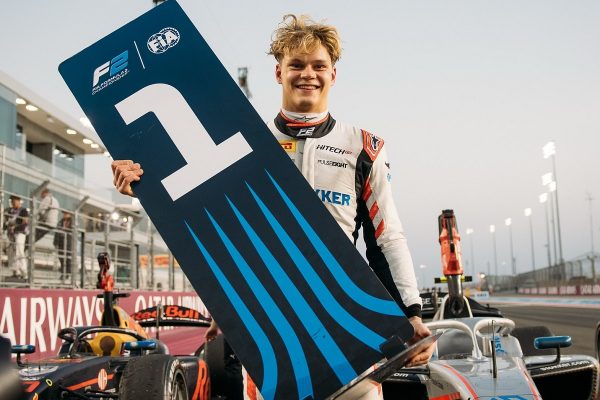 El piloto Paul Aron debutará en un fin de semana de Fórmula 1 el viernes en Silverstone y repetirá el 1 de agosto en Budapest