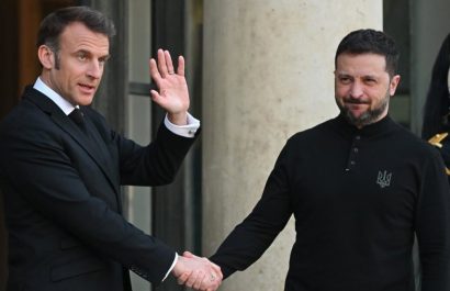 El presidente francés, Emmanuel Macron, expresó su escepticismo sobre la voluntad de paz del presidente ruso, Vladimir Putin.