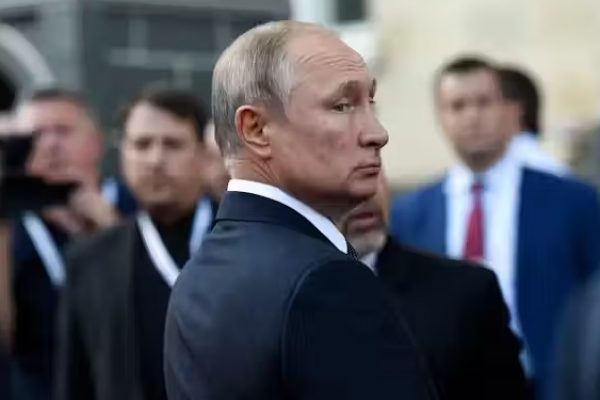 El presidente ruso, Vladimir Putin, propuso iniciar negociaciones “directas” y “sin condiciones previas” con Ucrania.