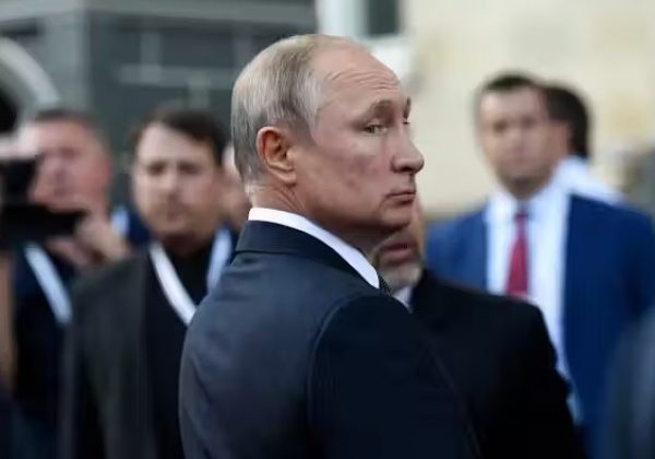El presidente ruso, Vladimir Putin, propuso iniciar negociaciones “directas” y “sin condiciones previas” con Ucrania.