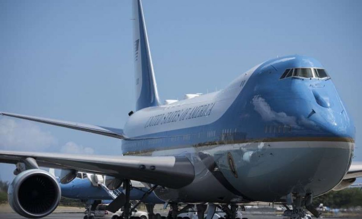 El secretario de Defensa de Estados Unidos, Pete Hegseth, aceptó un Boeing 747 valorado en 400 millones de dólares.