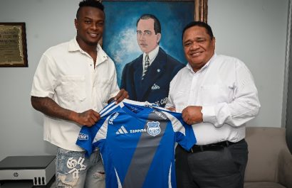 Emelec anunció oficialmente la incorporación del delantero ecuatoriano José 'Tin' Angulo como su nuevo refuerzo para la temporada 2025.