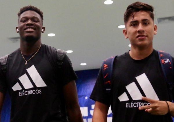 Napa rompe el silencio tras ser separado de Emelec.