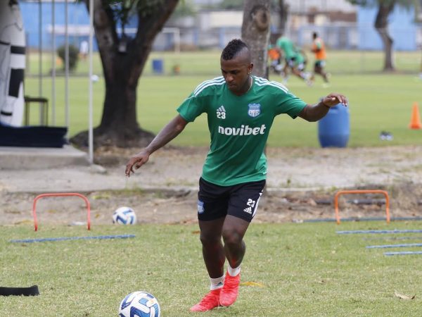 Emelec reactiva negociaciones con Miller Bolaños y busca otros seis refuerzos