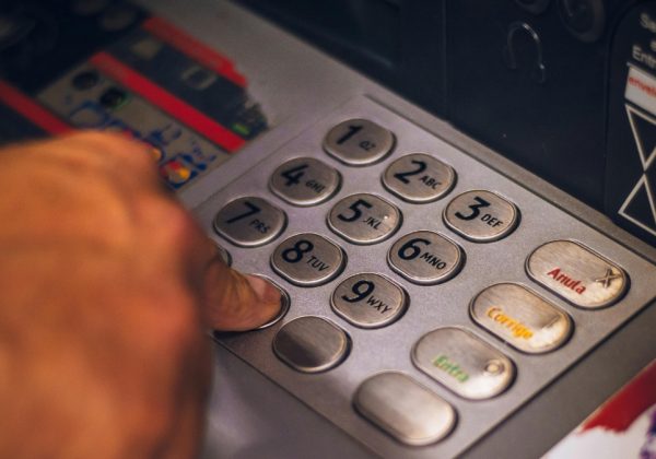 Este banco ecuatoriano está entre las mejores entidades financieras de Latinoamérica, según recopila Global Finance Magazine. (Pexels)