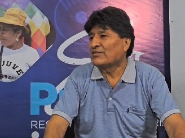 Evo Morales, expresidente de Bolivia asegura que es un perseguido. La fiscalía lo acusa de fomentar el terrorismo.